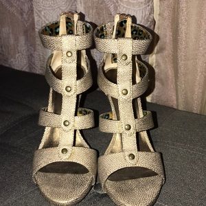 Bisou Bisou heels